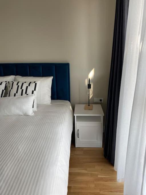 Diamond Of Skopje - Limak, New, Cozy, Modern Central Flat Ngoại thất bức ảnh